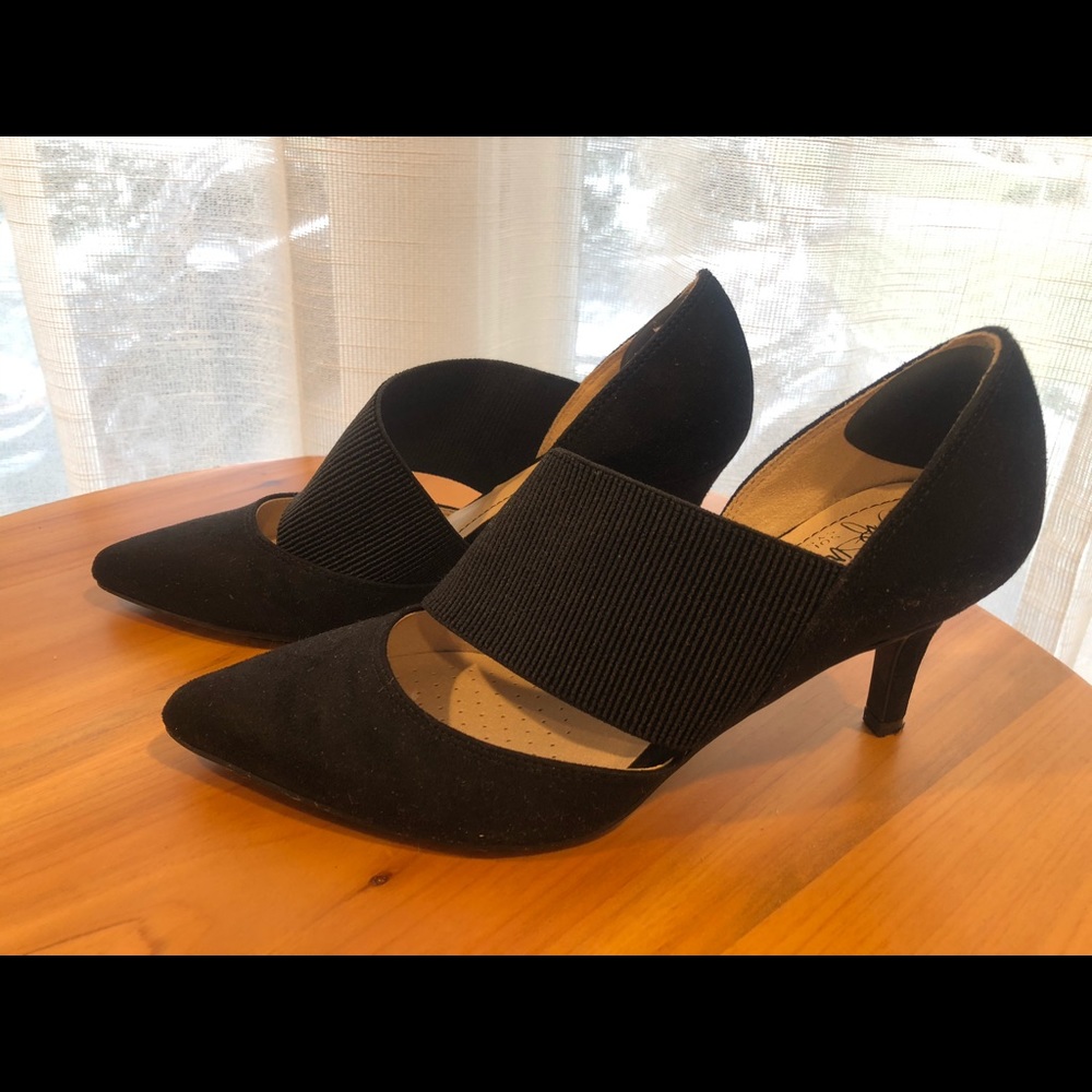 Black shoes